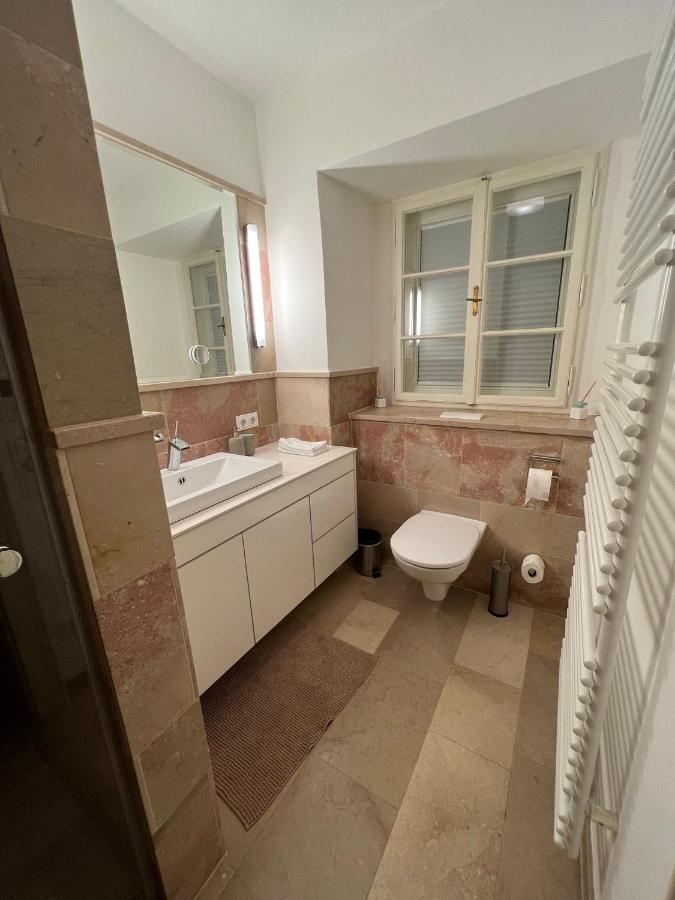 Apartamento Palais Am Kai - Zentrale Lage, Kostenloser Parkplatz Salzburgo Exterior foto